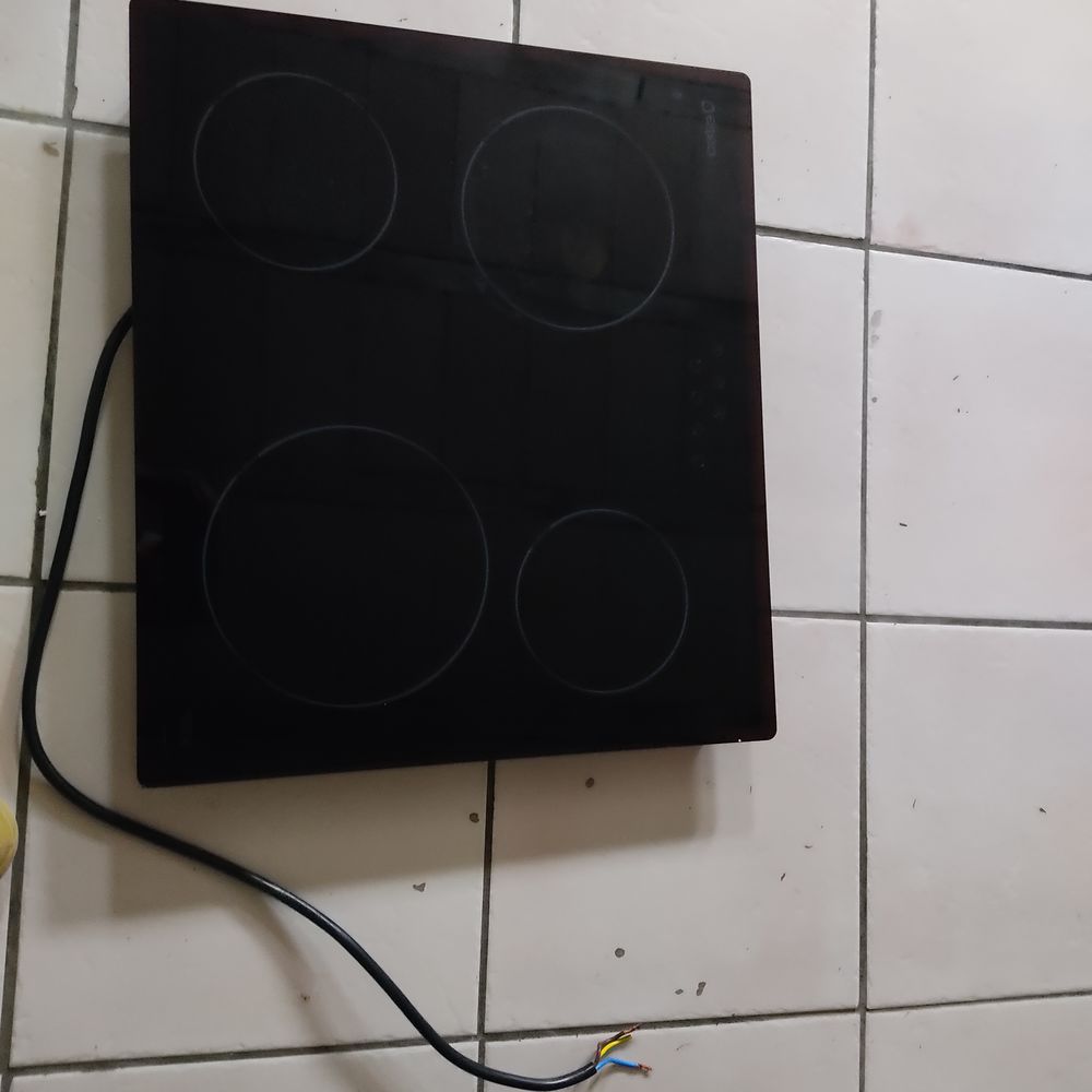 Plaque vitroc�ramique 70 Lanouaille (24)