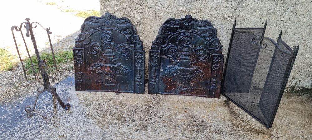 2 plaques de cheminée décorées  et un par feu 150 Bandol (83)