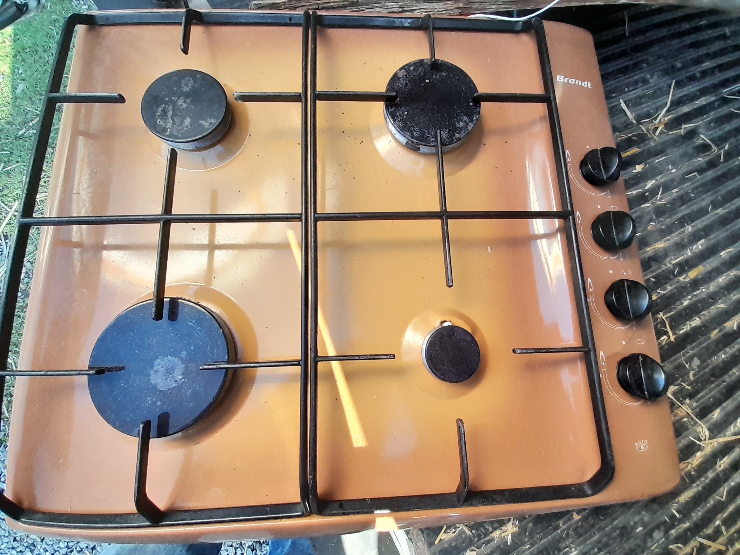 plaques de cuisson 4 feux 45 Bourgneuf-en-Retz (44)