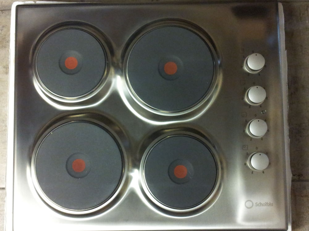 Achetez plaques de cuisson occasion, annonce vente à Aigueblanche (73