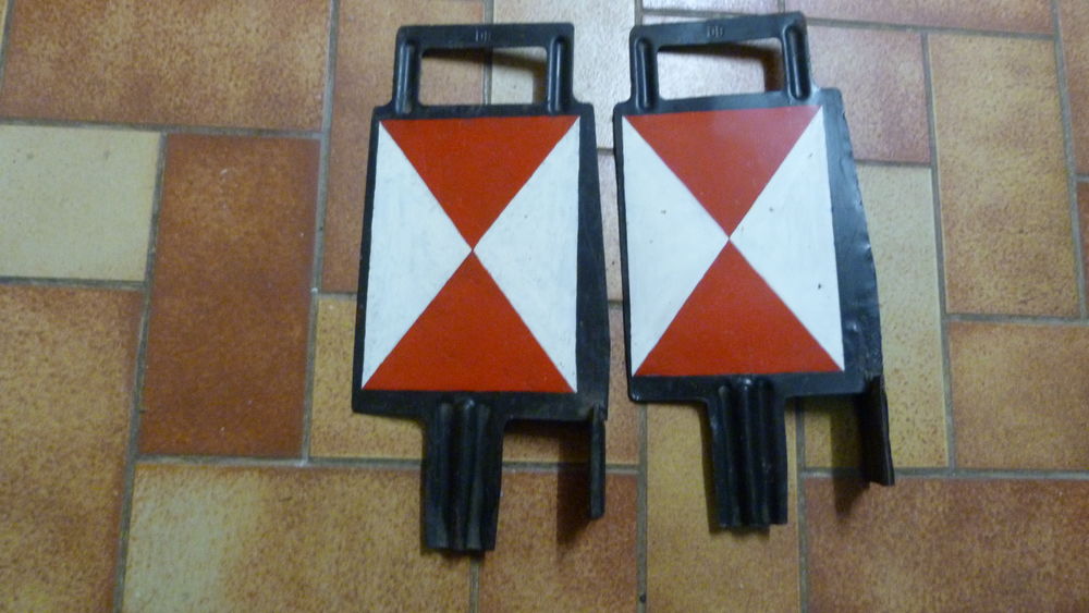 Plaques de signalisation 15 Chalindrey (52)