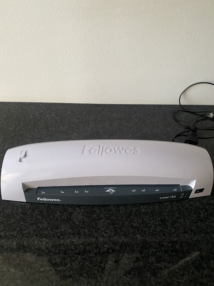 Plastifieuse FELLOWES LUNAR A3 20 Les Mureaux (78)