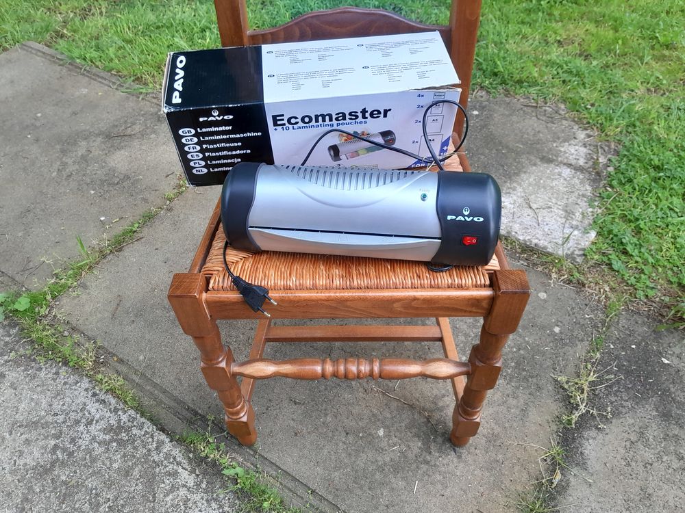 Plastifieuse maximum A4 marque PAVO 12 Oroux (79)