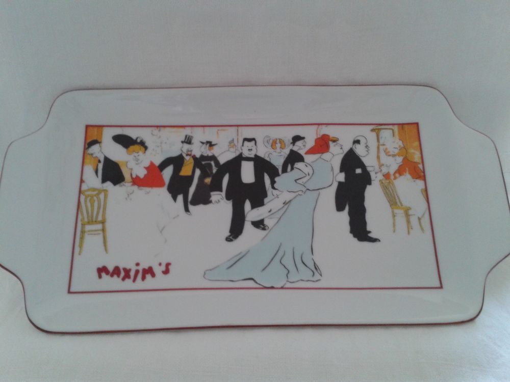 plat � cake neuf  en porcelaine Maxim's pour cadeau No�l 15 Dijon (21)