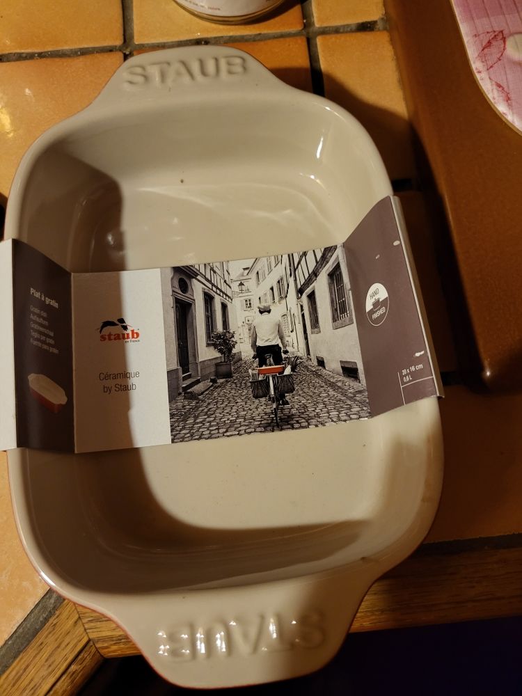 plat � gratin neuf 10 Villejuif (94)