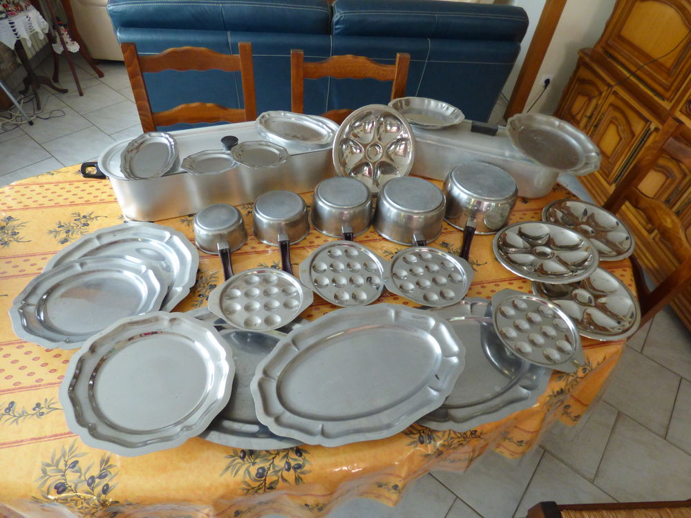 Lot de plat en inox 29 La Loupe (28)