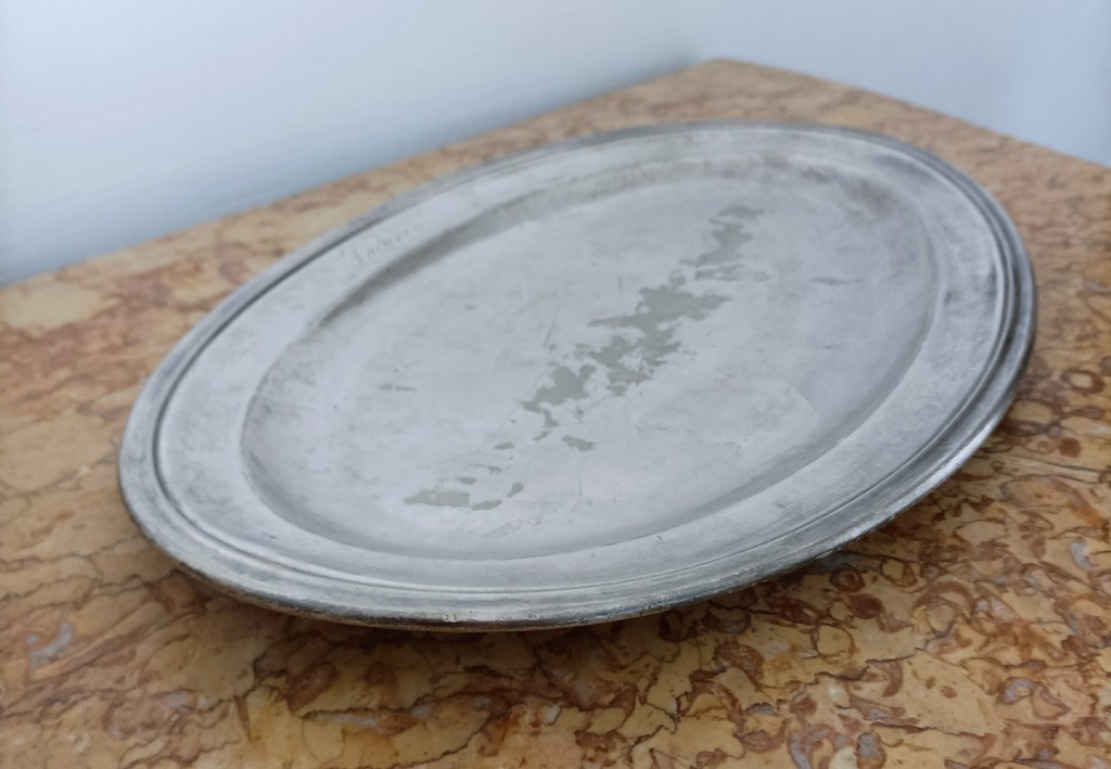 Plat Oval en M�tal Argent� 0 Saint-Amant-Tallende (63)