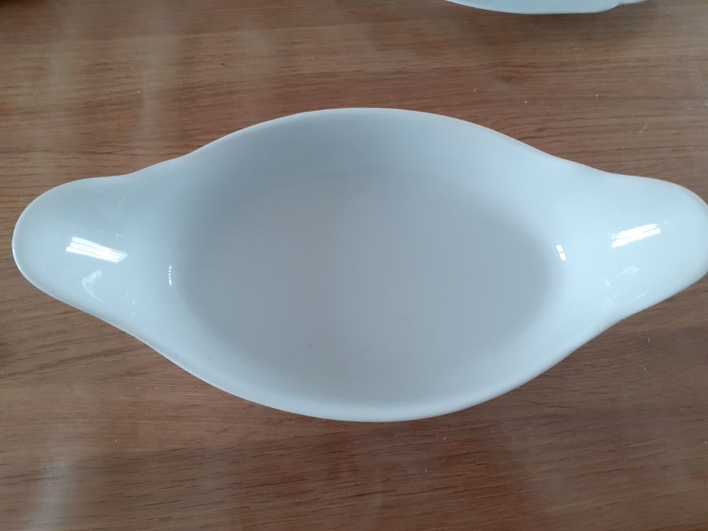 plat oval 1 personne 8 Bezons (95)