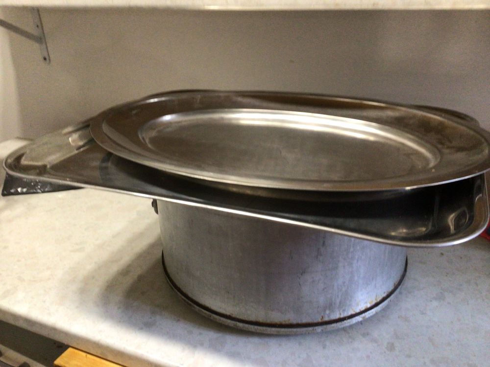 Plat oval +plat rectangulaire les deux inoxydable pro 50 Aubagne (13)