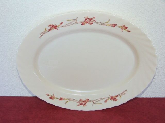 Plat Ovale Arcopal vintage - TRES BON ETAT 8 M�rignac (33)