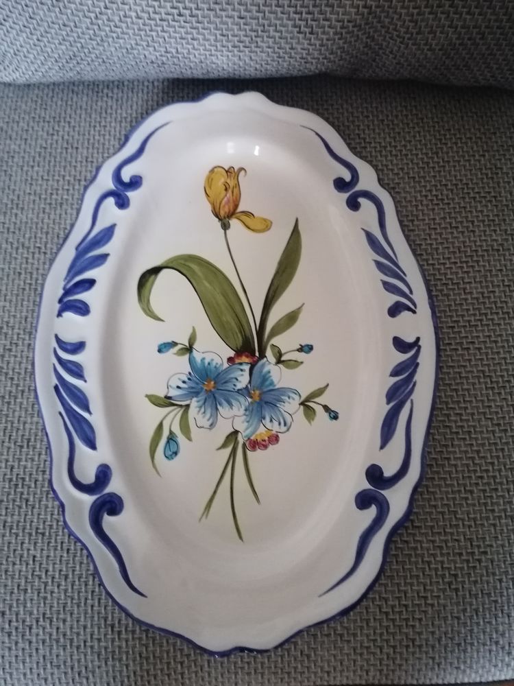 Plat ovale d�cor fleurs 12 Jury (57)