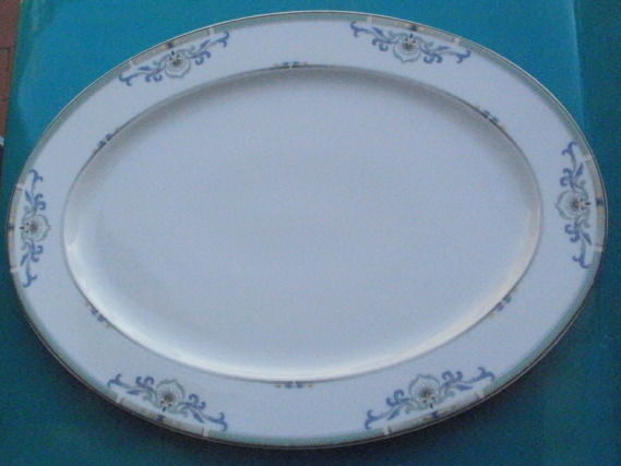Plat ovale SCHUMANN - Germany - 28 cm x 38.5 cm 18 Montauban (82)