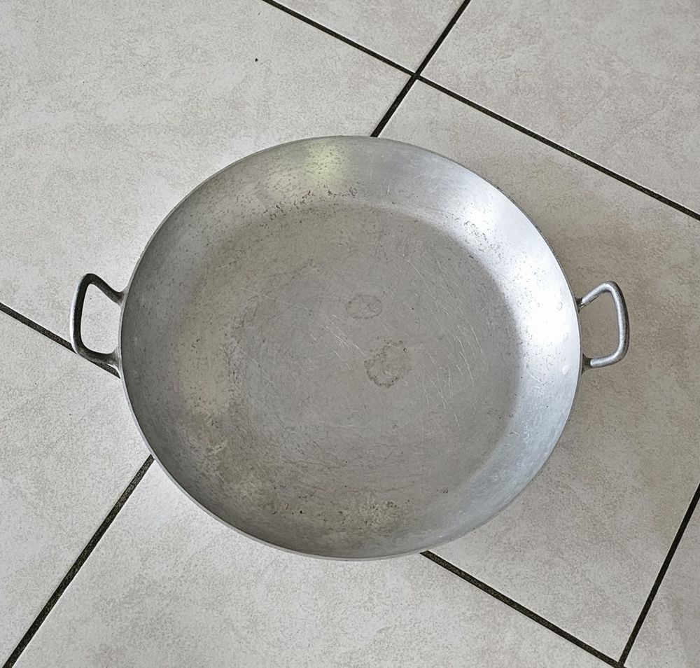 plat � paella 10 Viviers-du-Lac (73)