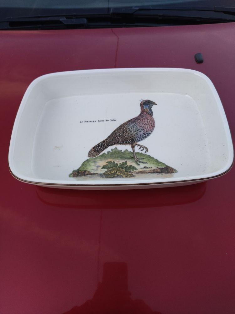 plat en porcelaine allant au four 10 Villeneuve-du-Par�age (09)