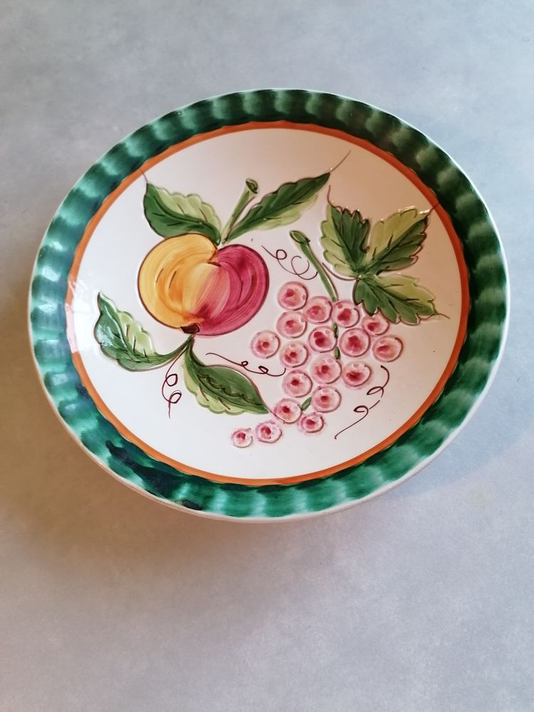 Plat rond et creux en barbotine 15 Jury (57)