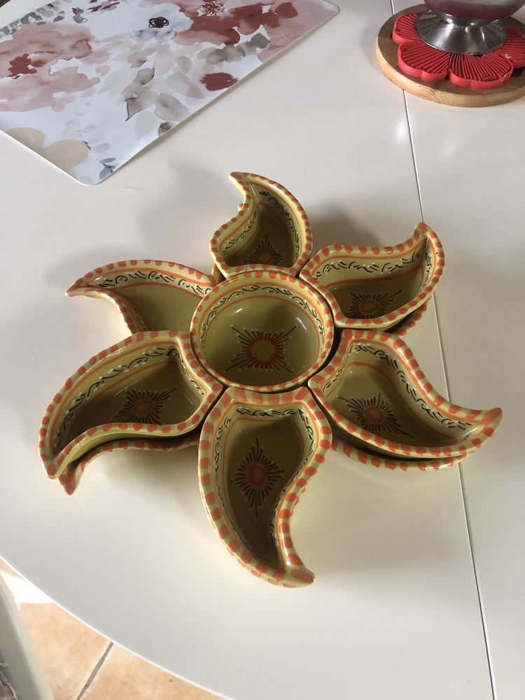 Plat de service � ap�ritif tunisien 8 La Fert�-Vidame (28)