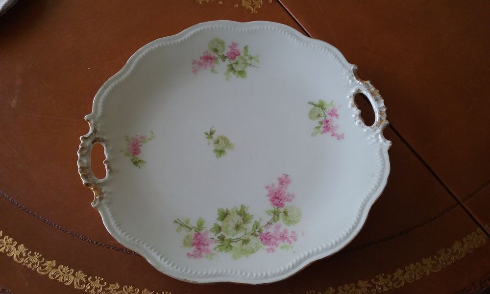 Plat de service pour p�tisserie 12 L�signy (77)