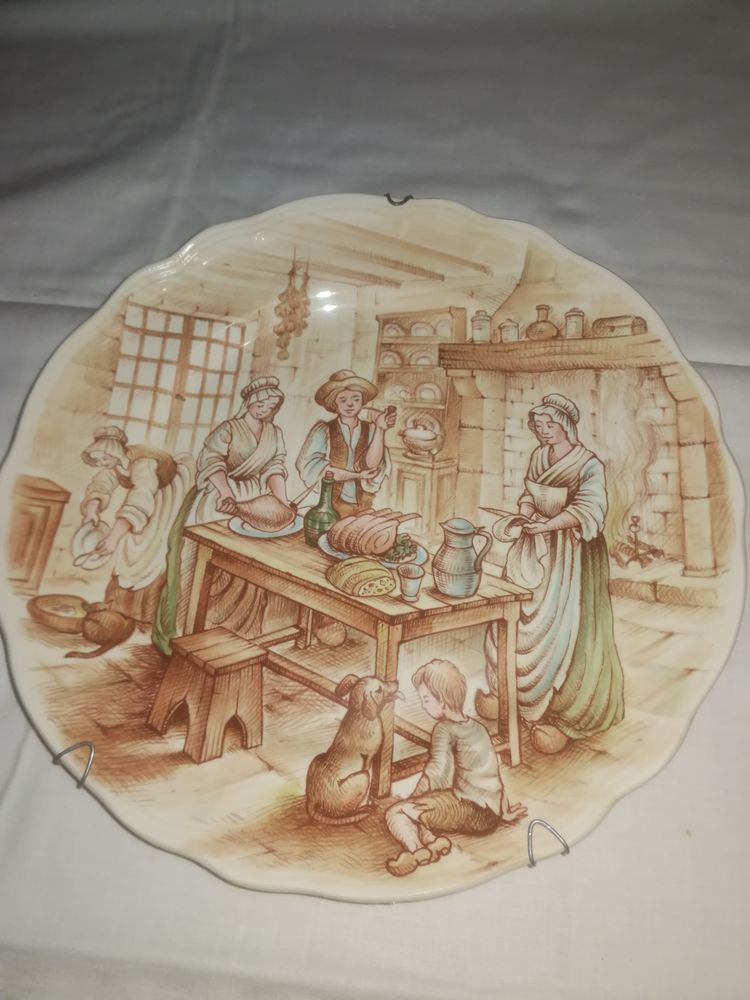 Plat � suspendre 4 Le Creusot (71)