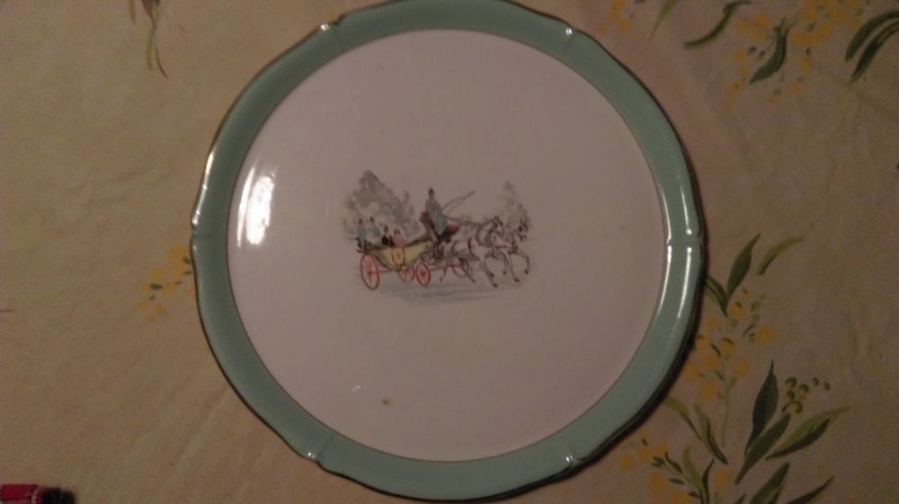 Plat � tarte vintage ann�e 1960 fa�ence 13 Vinay (38)