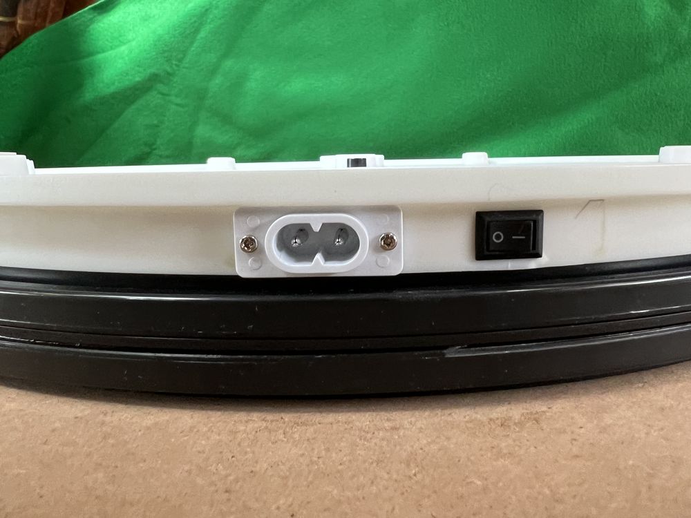 Plate-forme tournante professionnelle �l�ctrique pour photos 80 Valbonne (06)