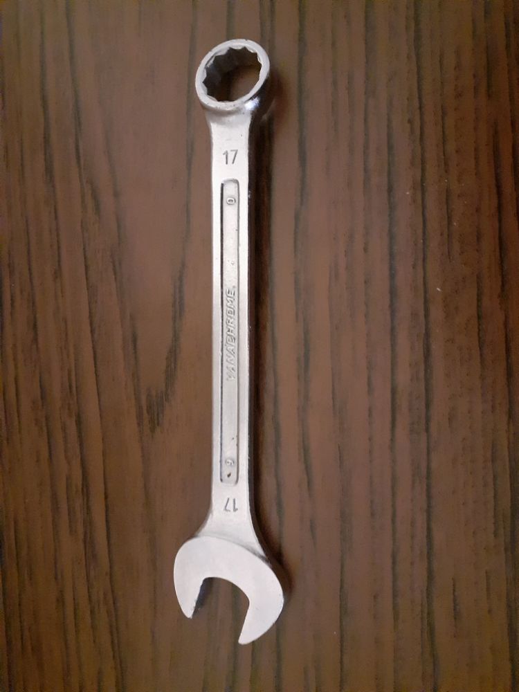 1 cl� plate mixte FACOM 17 7 Thorign�-Fouillard (35)