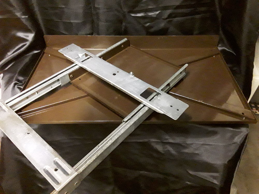 PLATEAU AMOVIBLE POUR �CRAN TV OU ORDINATEUR 15 Ermont (95)