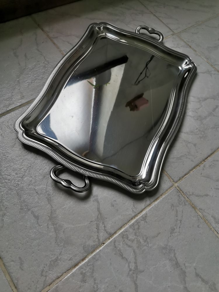 Plateau Guy Degrenne 15 Charleville (51)