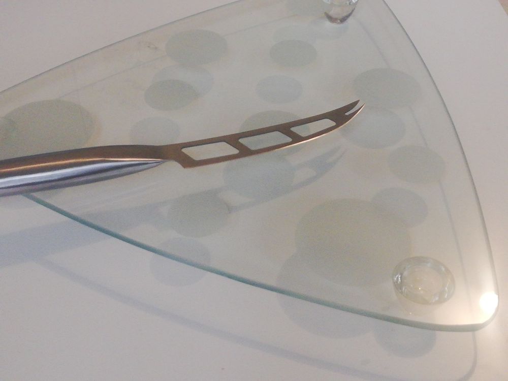 Plateau Design polyvalent en verre incassable et son coute 13 Rouen (76)