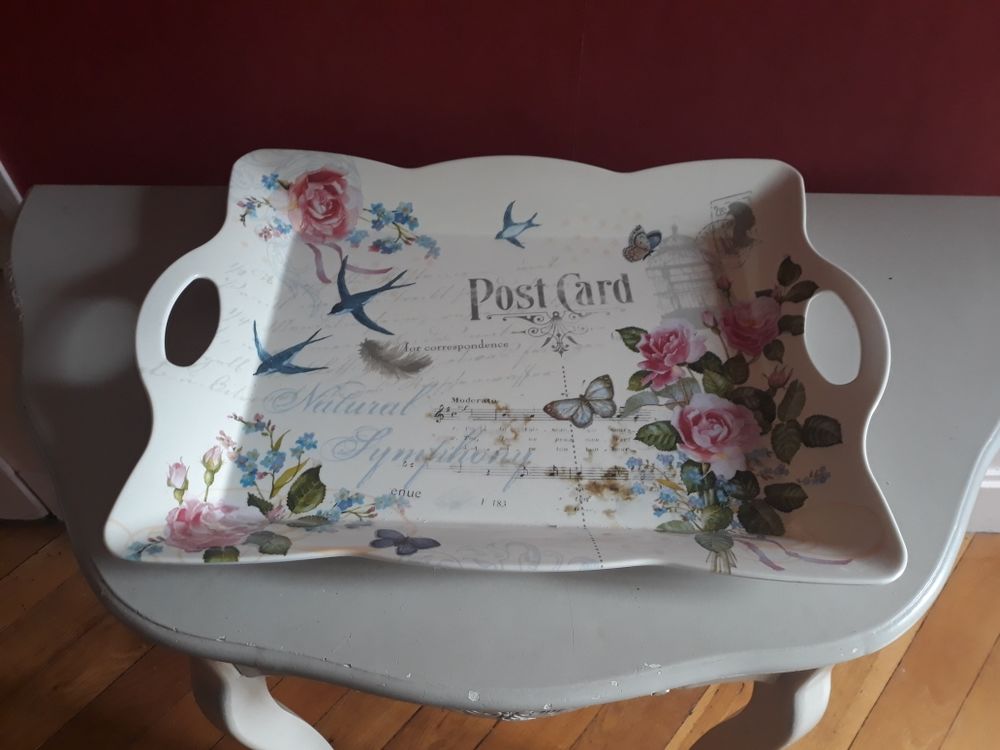 plateau de desserte en m�lamine (faire offre) 0 Lyon 1 (69)