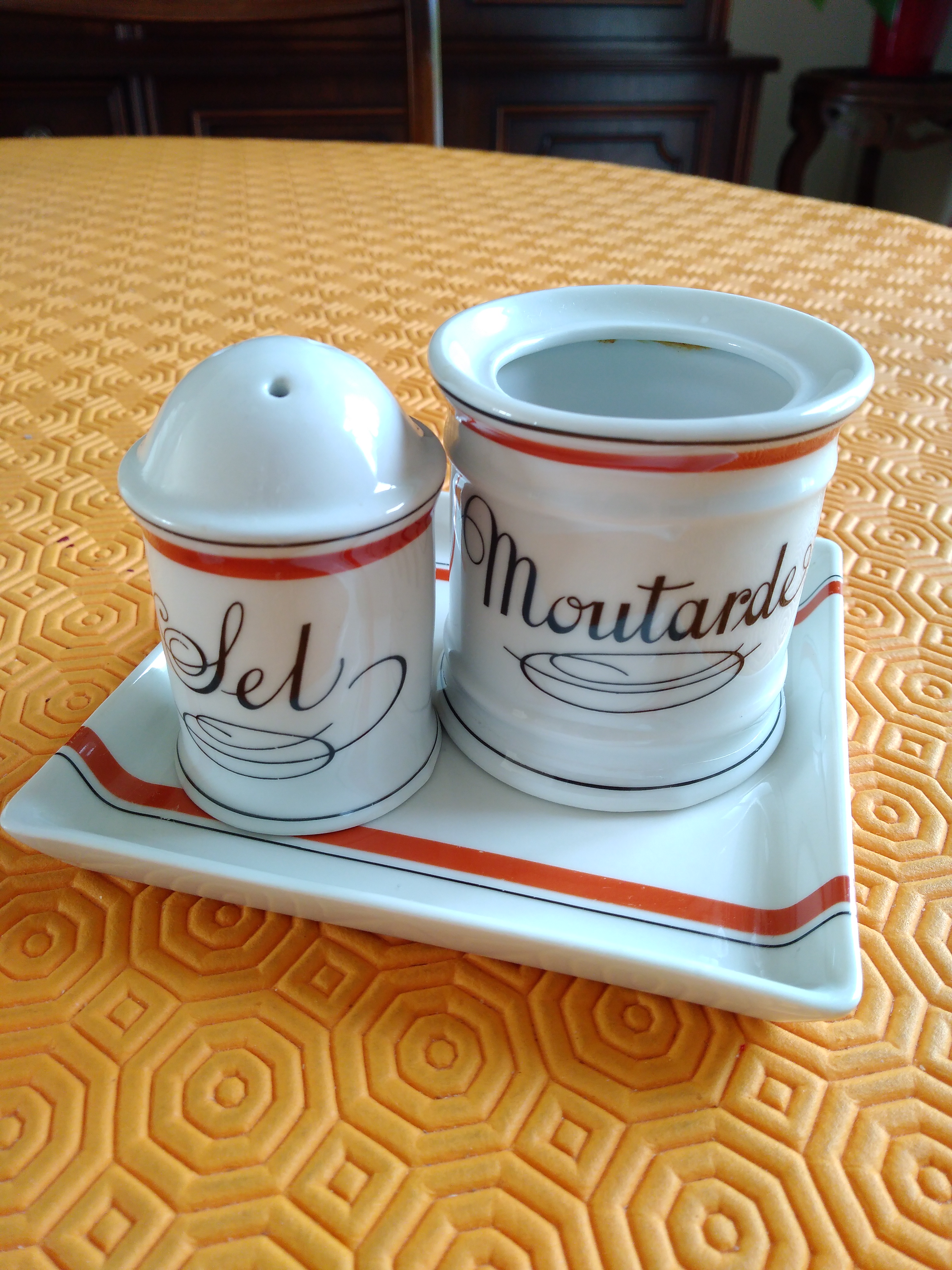 Plateau, sel et poivre 15 Franconville (95)