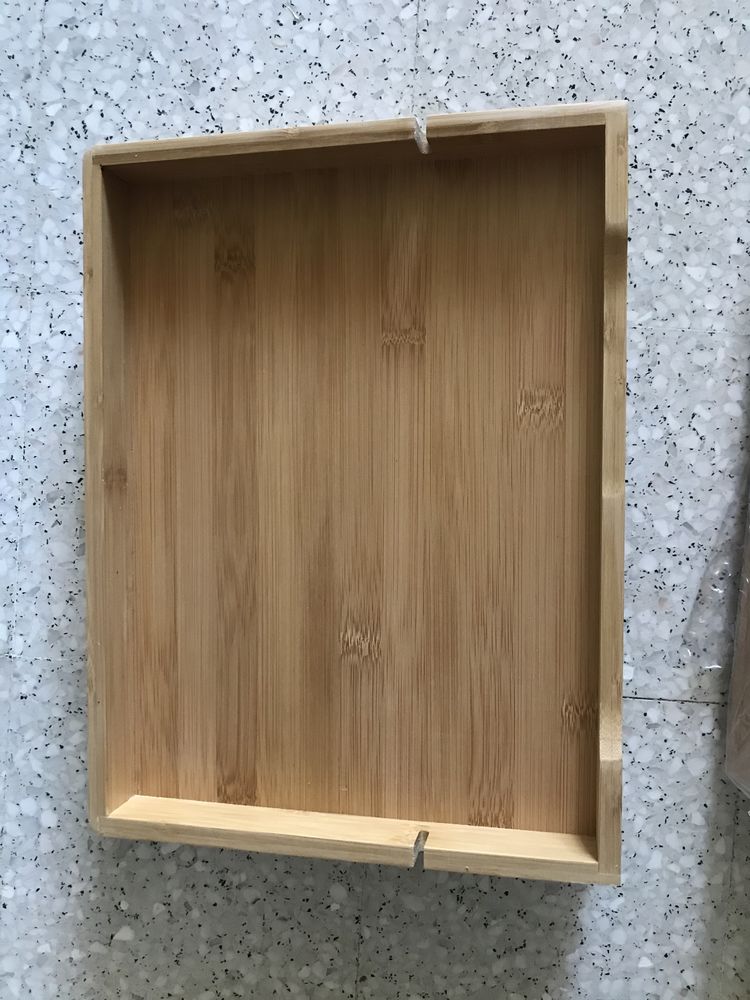 Plateau table de nuit � visser 30 Canet-en-Roussillon (66)