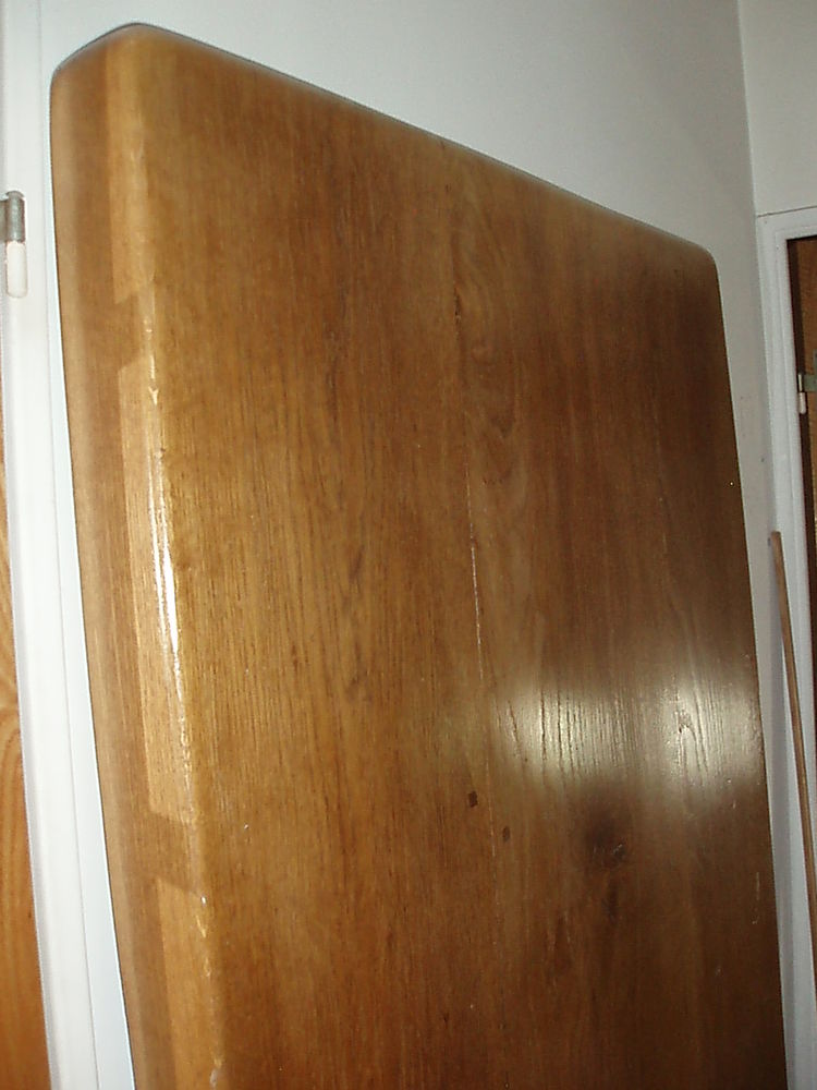 Plateau de table rustique. Ch�ne massif 1450 Asni�res-sur-Seine (92)