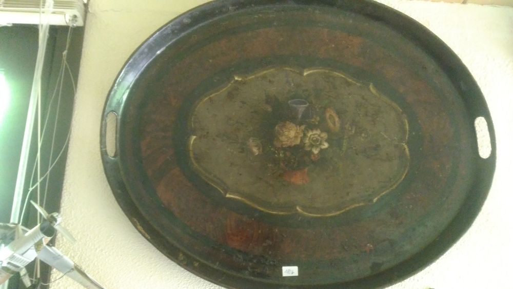 plateau /tableau motif fleurs . ANCIEN 50 Les Brouzils (85)