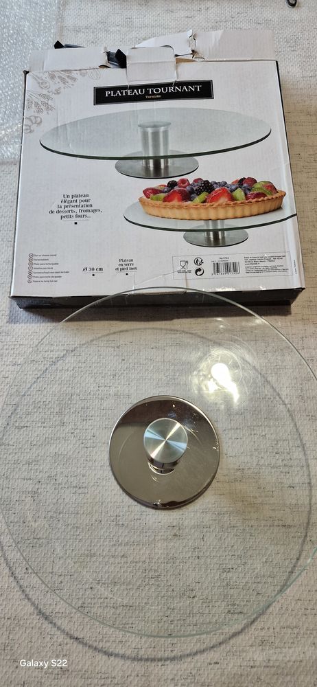 Plateau  tournant. Diam�tre  30 cm hauteur  7 cm 10 Acqueville (50)