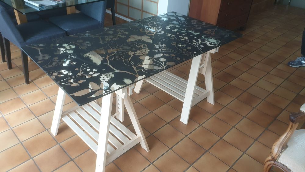 Plateau en verre sur tr�teaux bois 50 Antony (92)