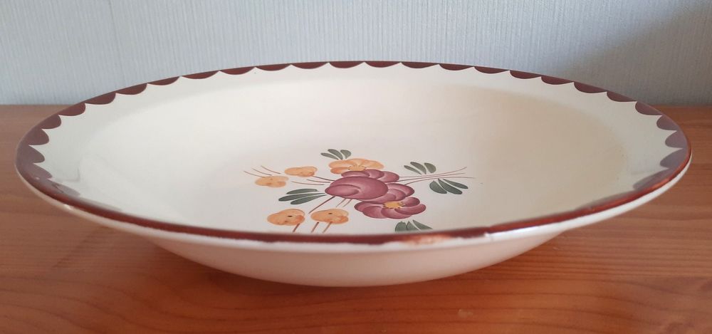 2 plats, FAIENCERIE LONGCHAMP Mod�le Agen. 55 �chillais (17)