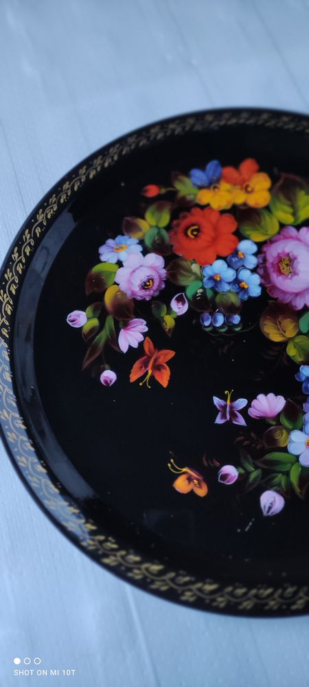 PLATS PEINTS � LA MAIN 0 Marly (59)