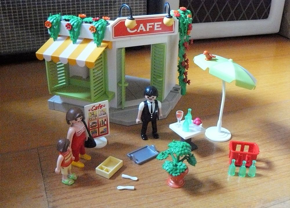 Playmobil set 5129 : Le caf� du port 14 Argenteuil (95)