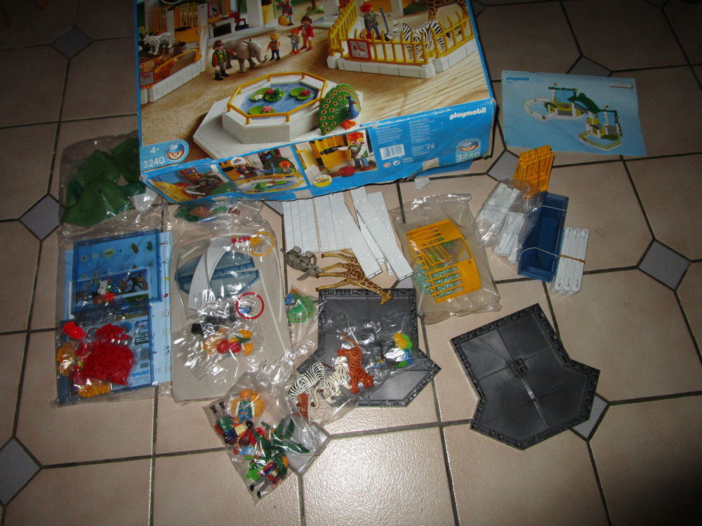 PLAYMOBIL ZOO   BOITE 3240 95 Villepinte (93)