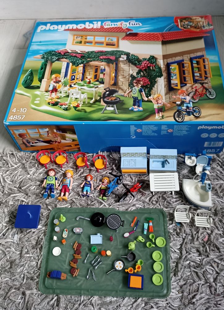 Playmobil maison
N� 4857
50 Grand-Charmont (25)
