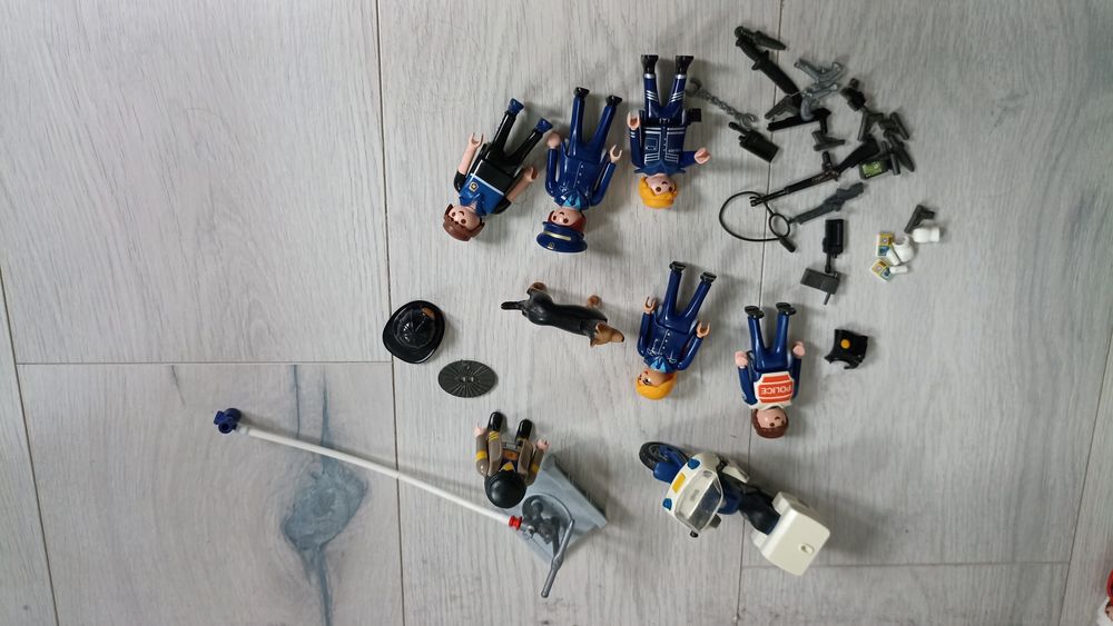 playmobil lot police
Lot playmobil police et pompier
15 Grand-Charmont (25)