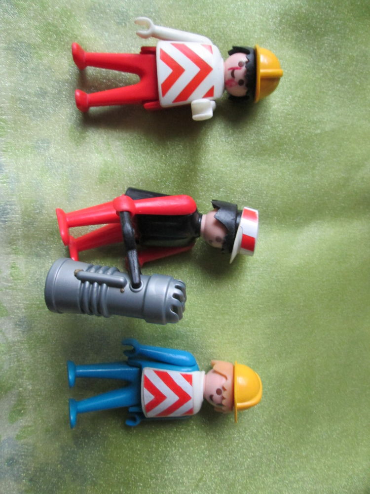3 Playmobil travaux avec accessoires 18 Goussainville (95)