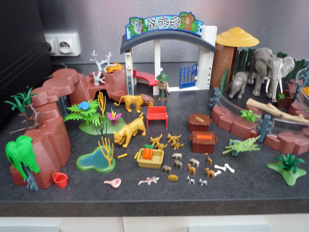 Playmobil. 50 Roncq (59)