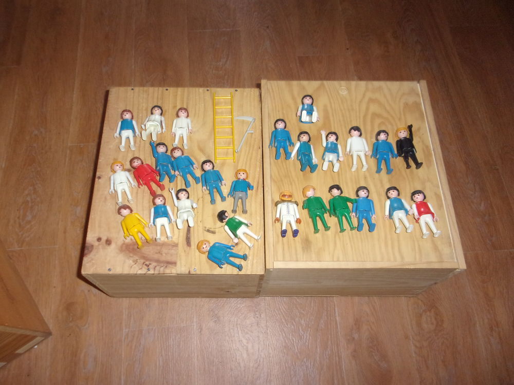  lot playmobiles 30 Cousance (39)