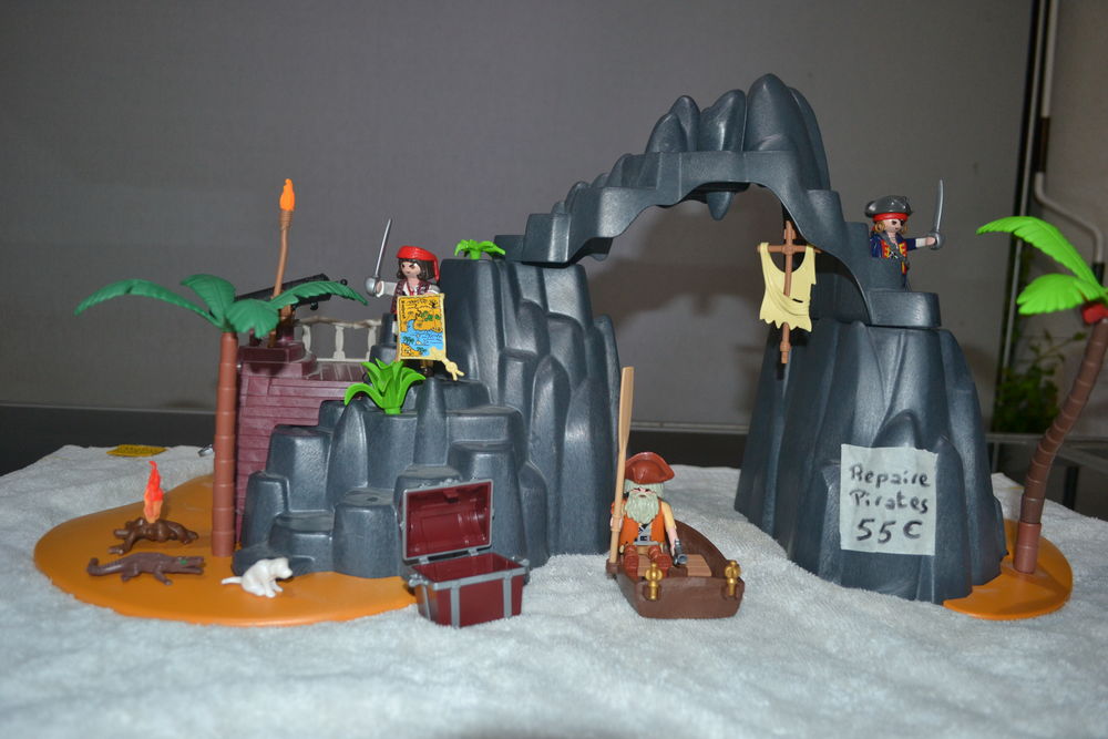 PLAYMOBILS - FIGURINES PIRATES 50 Juvignac (34)