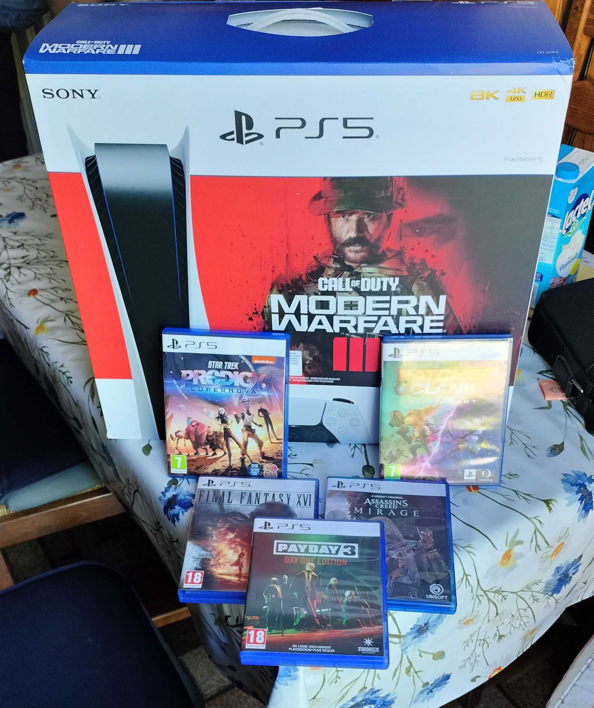 PlayStation 5 avec 5 jeux 700 Montlu�on (03)