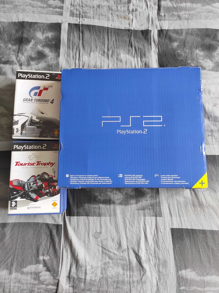 PlayStation 2 avec 10 jeux 100 Charenton-le-Pont (94)