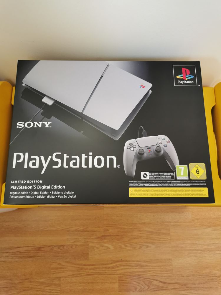 PlayStation 5 Slim 30eme Anniversaire Neuf Non Ouvert 680 Valenciennes (59)
