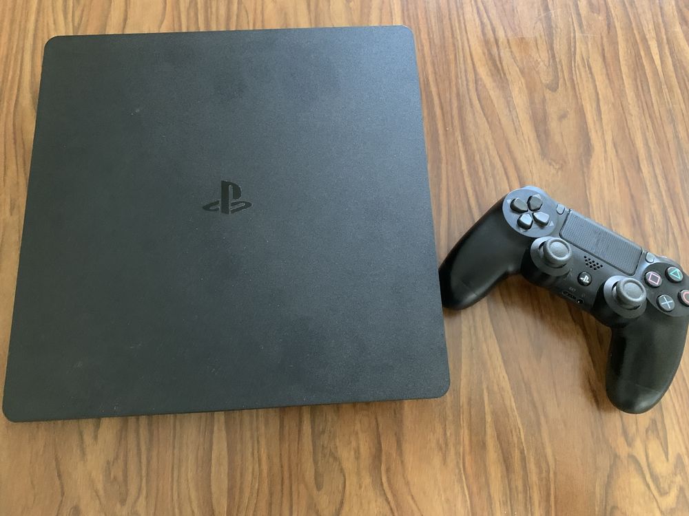 PlayStation 4 sllim 150 Mérignac (33)