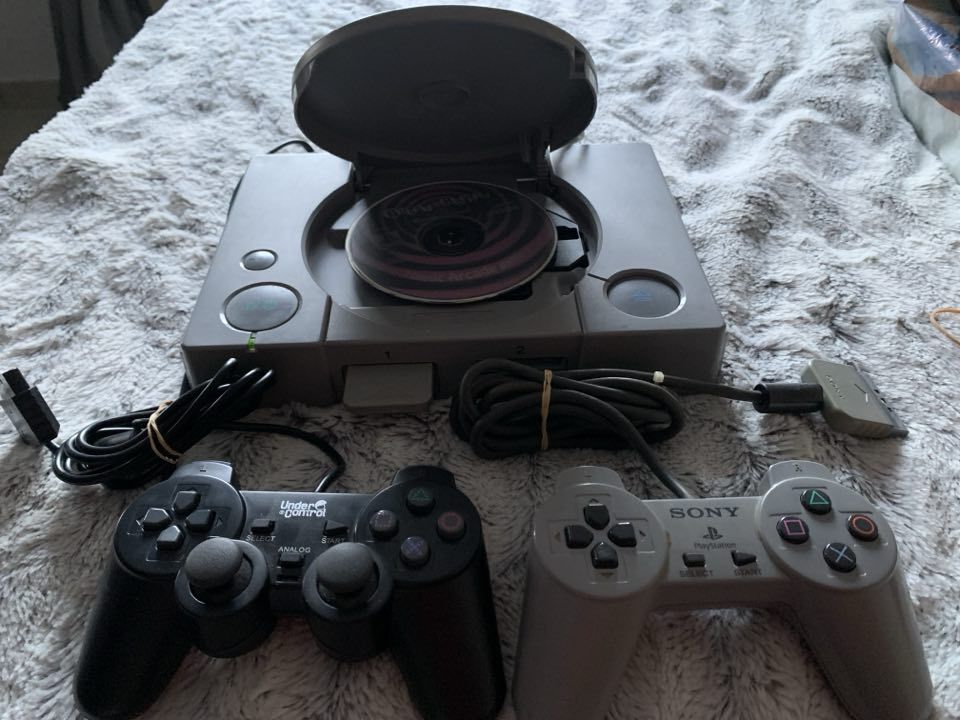 PLAYSTATION 70 Th�ding (57)